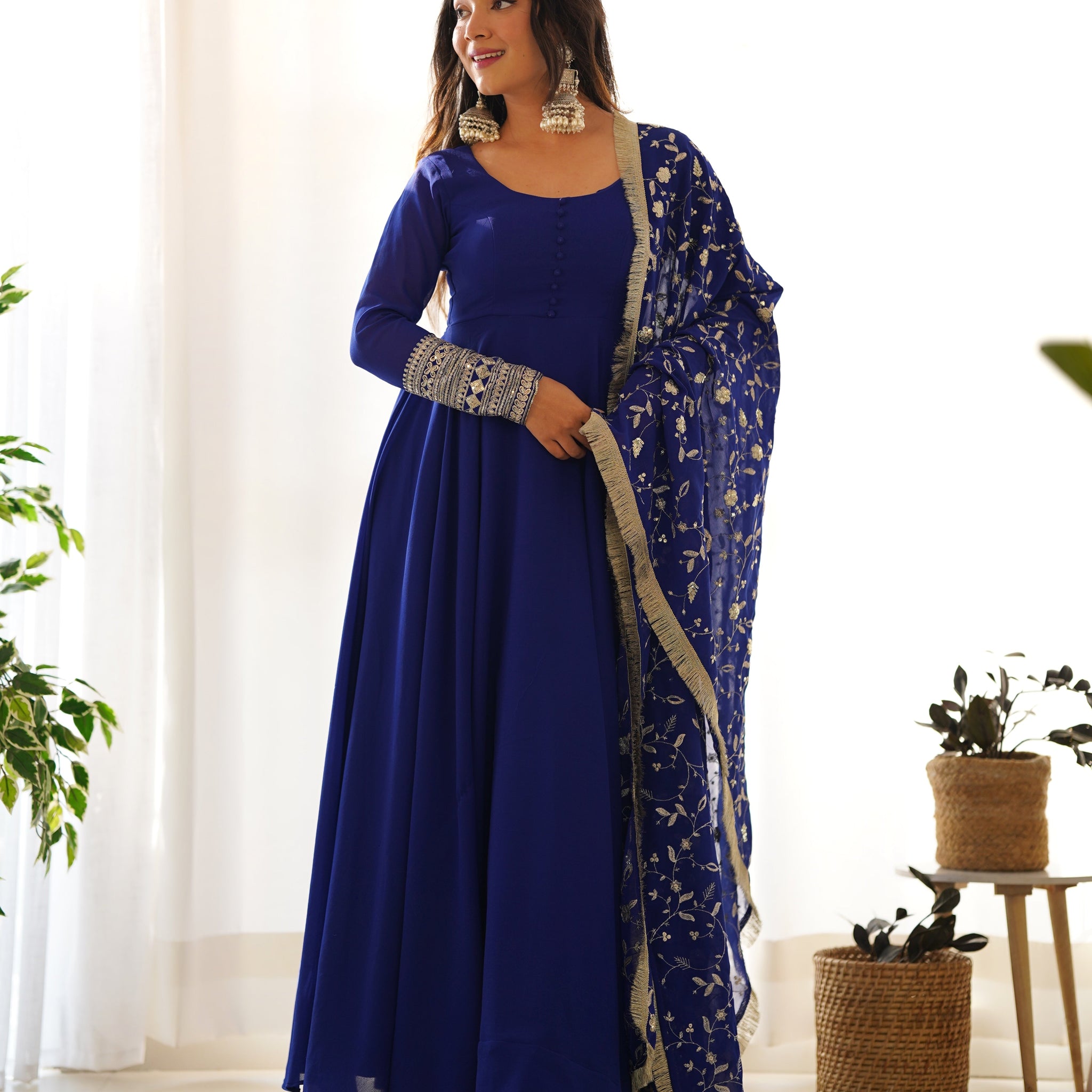 DAZZLING BLUE GEORGETTE GOWN SOPHISTICATED EMBROIDERED DETAIL