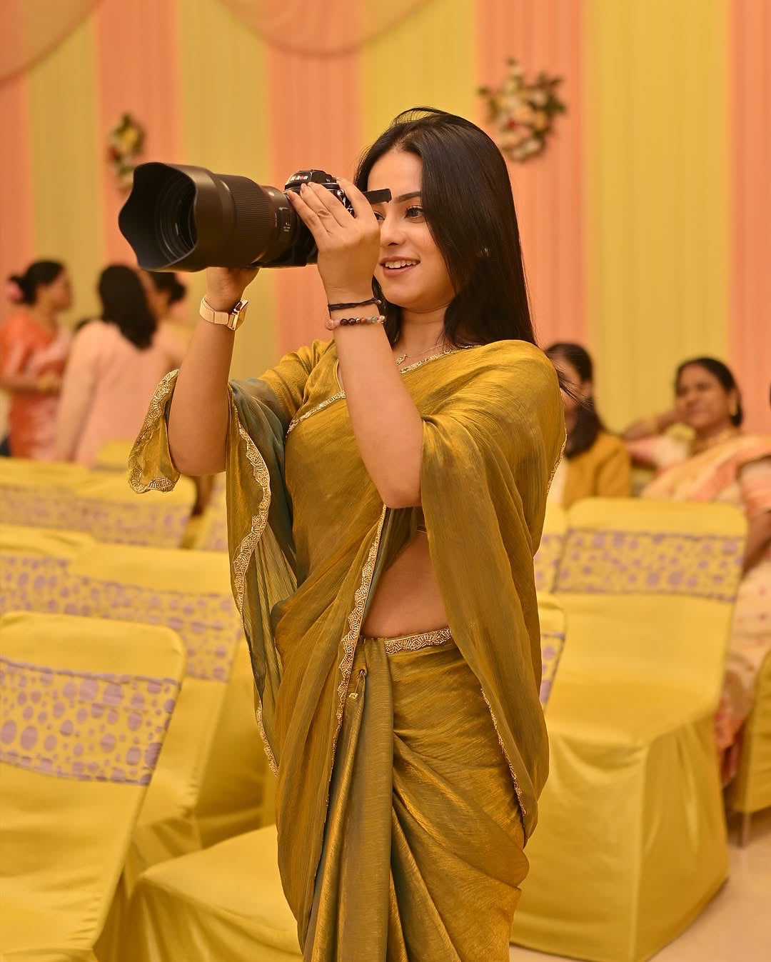 LUXURIOUS TWO-TONE FENDY CHIFFON SAREE