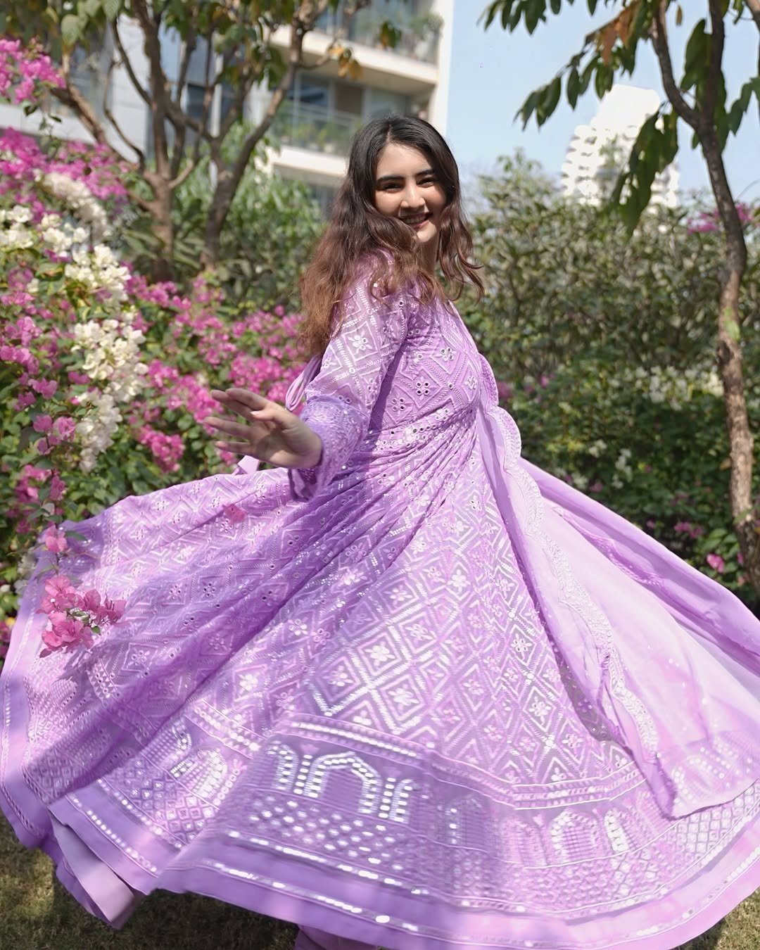 LUXURIOUS LAVENDER GEORGETTE ANARKALI SUIT SET WITH LAKHNAWI WORK