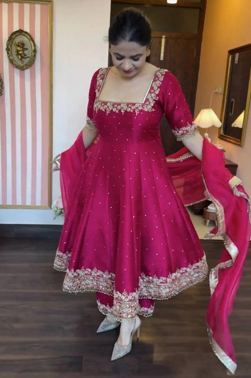 Fabulous pink red & black Anarkali Suit Set Of 3