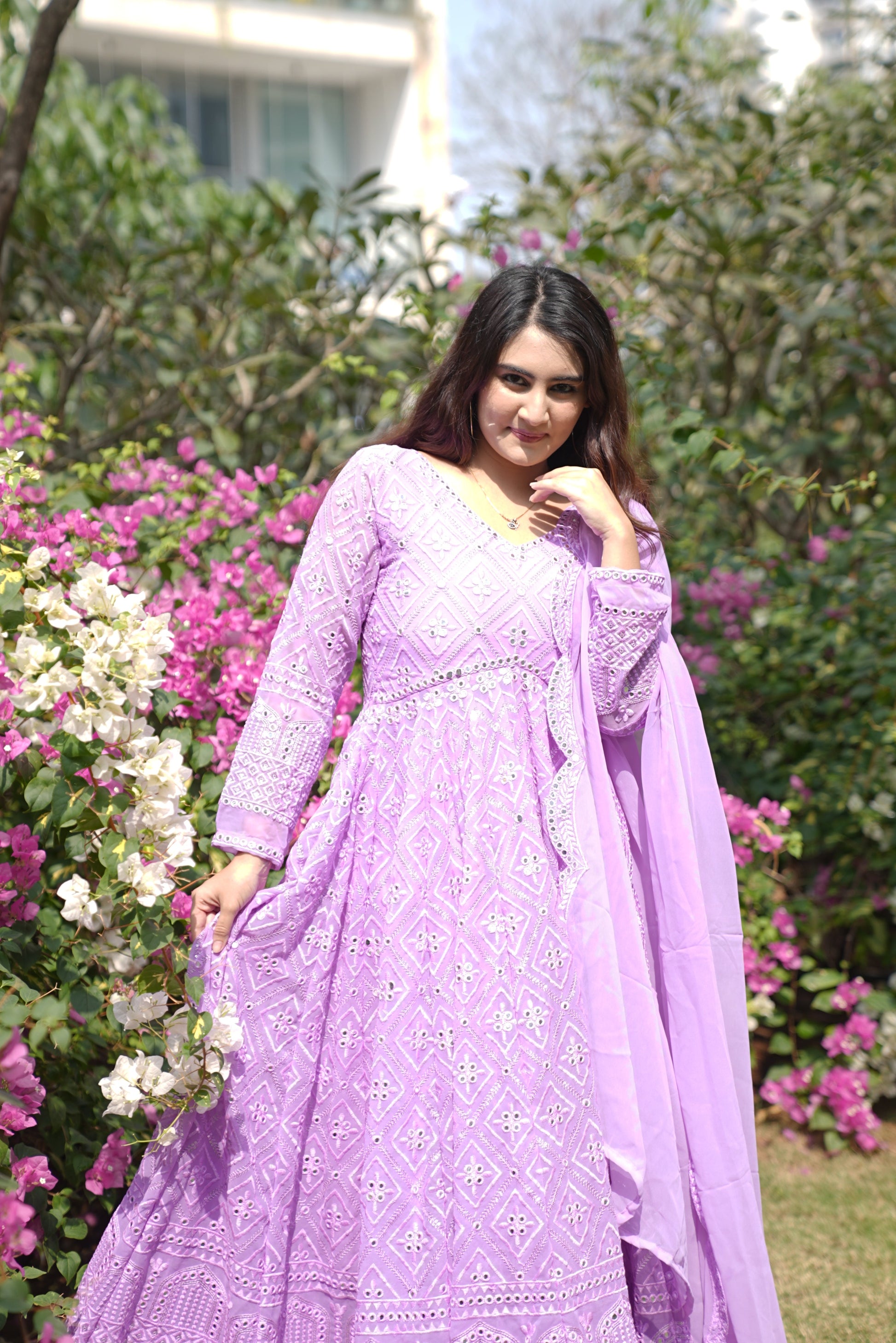 LUXURIOUS LAVENDER GEORGETTE ANARKALI SUIT SET WITH LAKHNAWI WORK