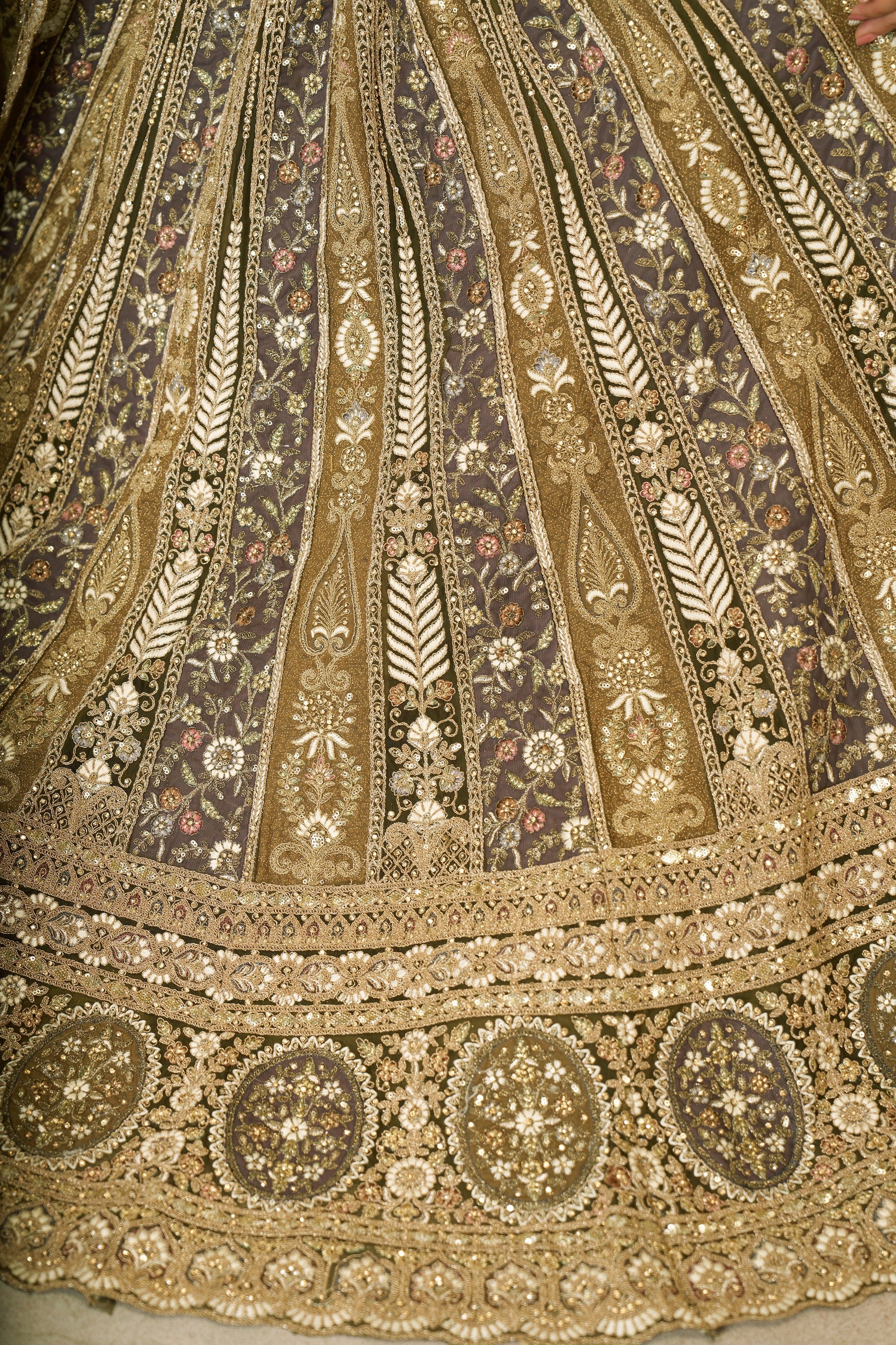 MEHENDI BRIDAL LEHENGA WITH INTRICATE THREAD EMBROIDERY