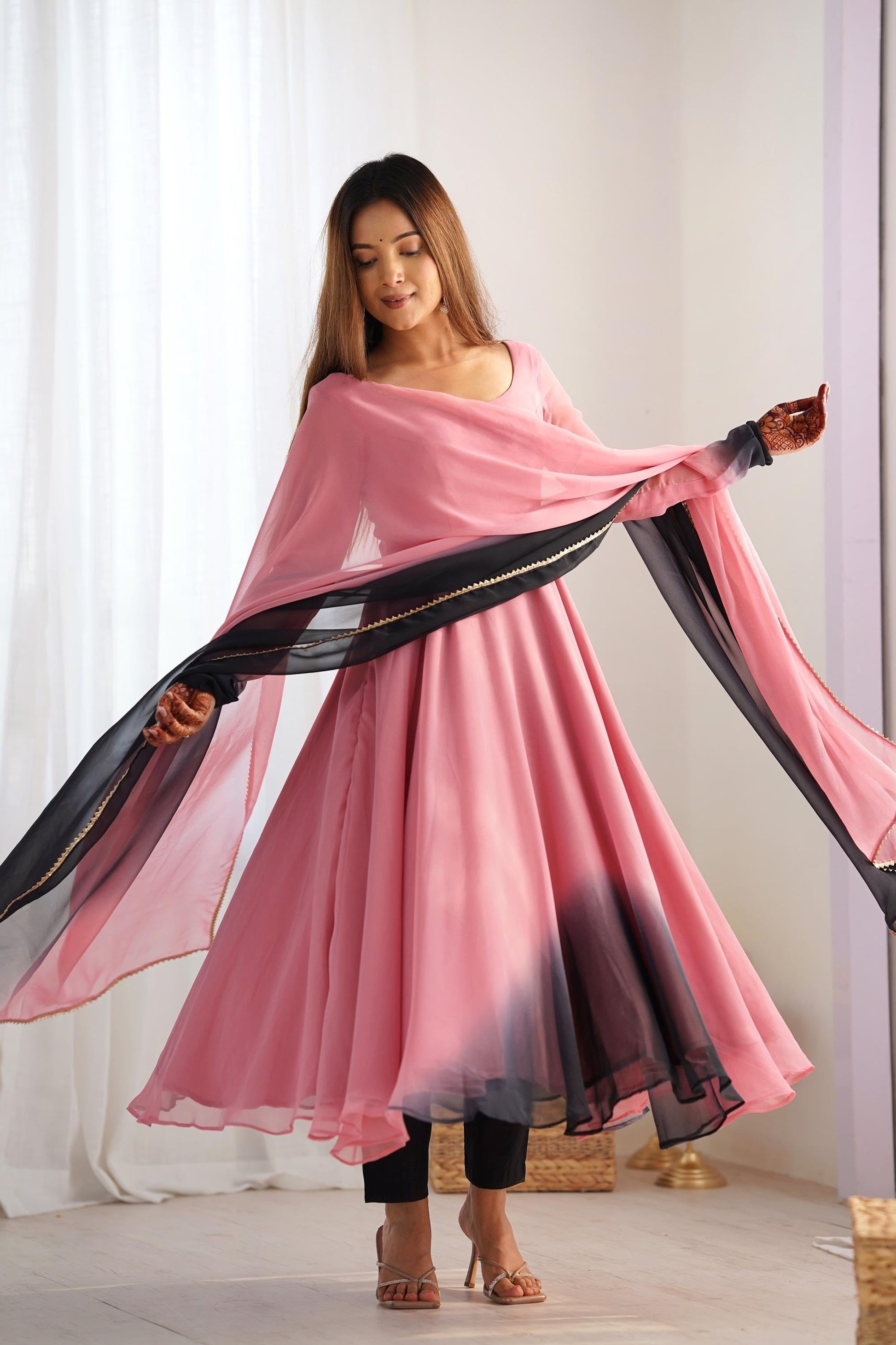 ELEGANT PINK FOX GEORGETTE ANARKALI SUIT