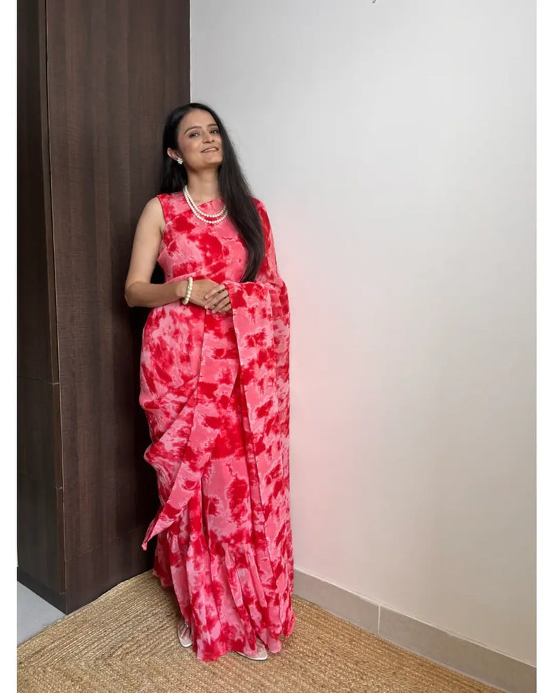 BEAUTIFUL RED DESIGNER GEORGETTE BASE PRE DRAPPED GOWN SAREE