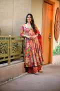 ELEGANT FLORAL MUSLIN SUIT SETWITH FAXU BLOOMING DUPATTA