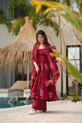 MAROON MASLIN DIGITAL PRINT SUIT SET WITH FAXU BLOOMING DUPATTA