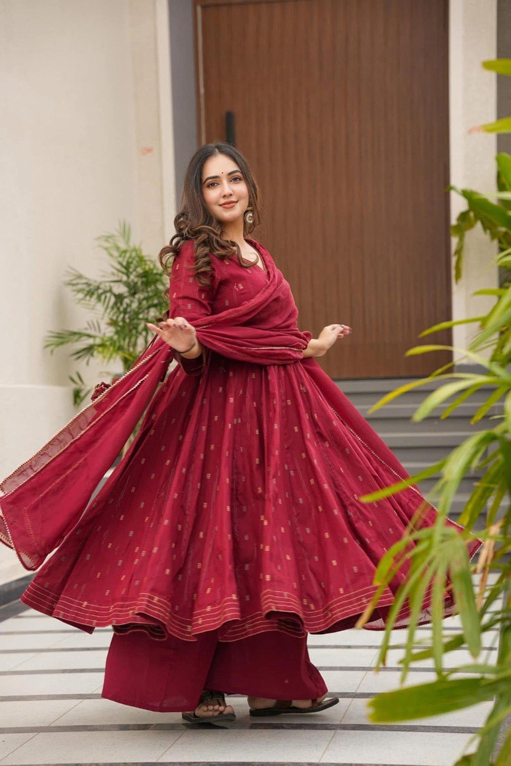 TIMELESS MAROON MASLIN SUIT WITH ENKAR DORI DETAILS