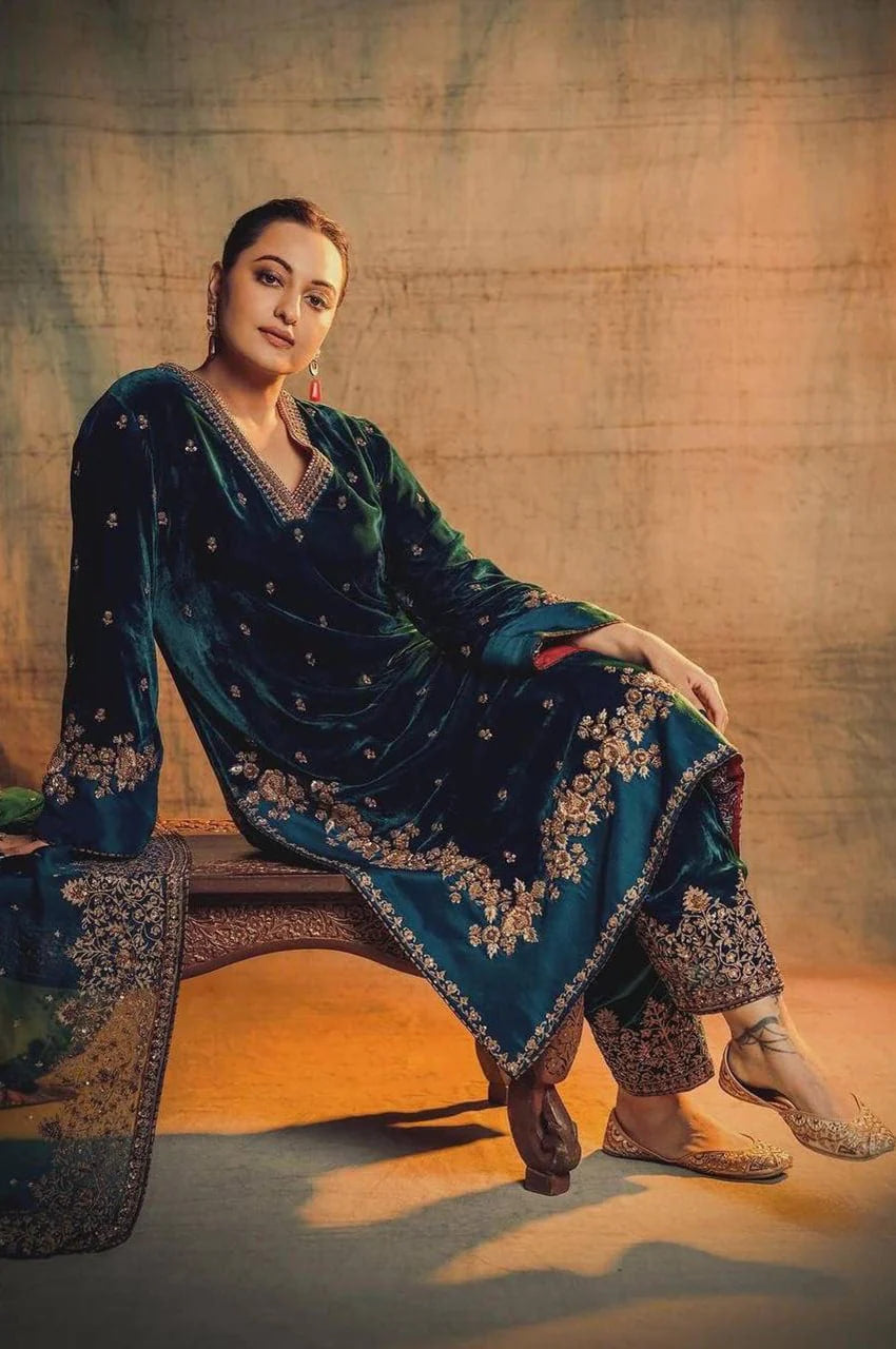 SONAKSHI SINHA INSPIRED RAMA GREEN VELVET KURTA SET