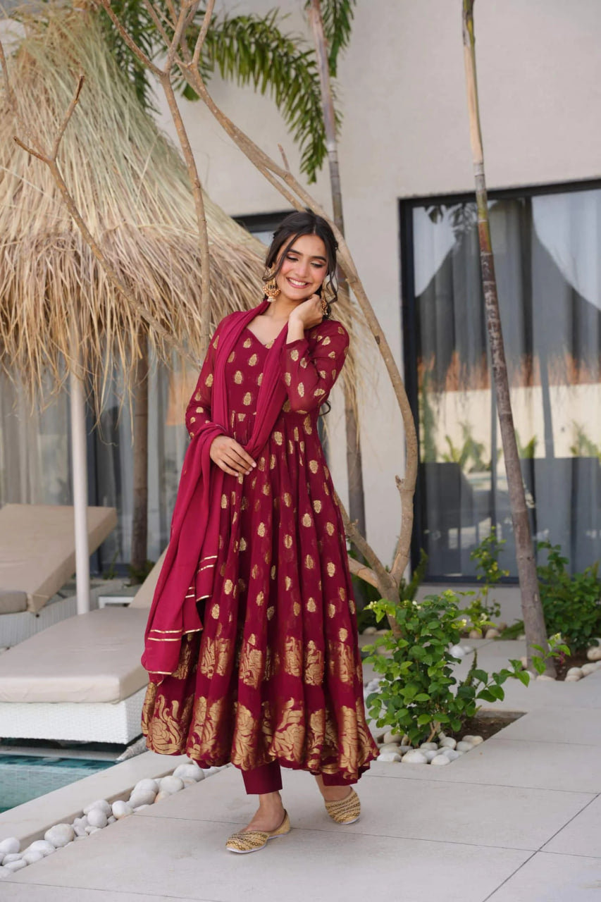 SUNEHRI MAROON SUIT SET – ELEGANT FESTIVE WEAR