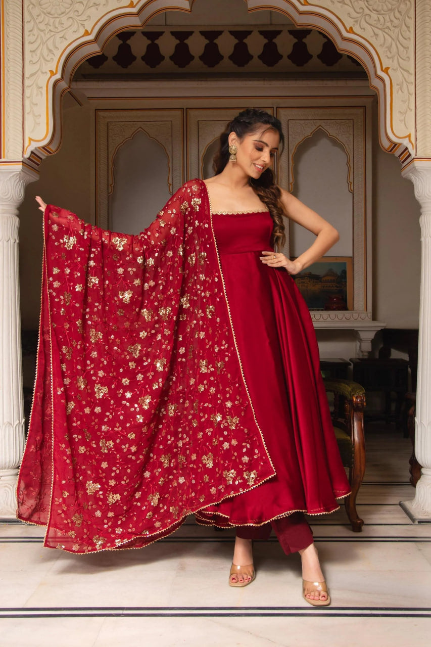 MAROON SOFT GEORGETTE SLEEVELESS ANARKALI SUIT