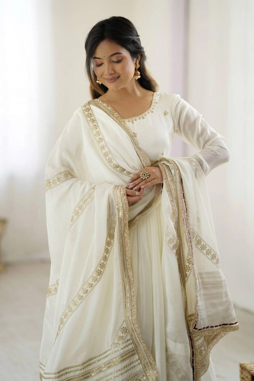 WHITE BOLLYWOOD STYLE ANARKALI SUIT