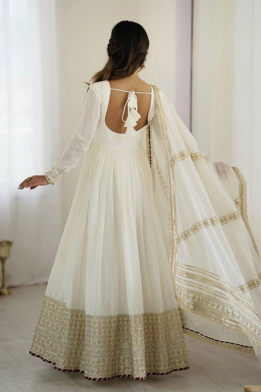 WHITE BOLLYWOOD STYLE ANARKALI SUIT