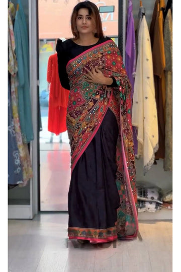 READY-TO-WEAR ZIP GOWN WITH RICH DIGITAL PRINT DUPATTA