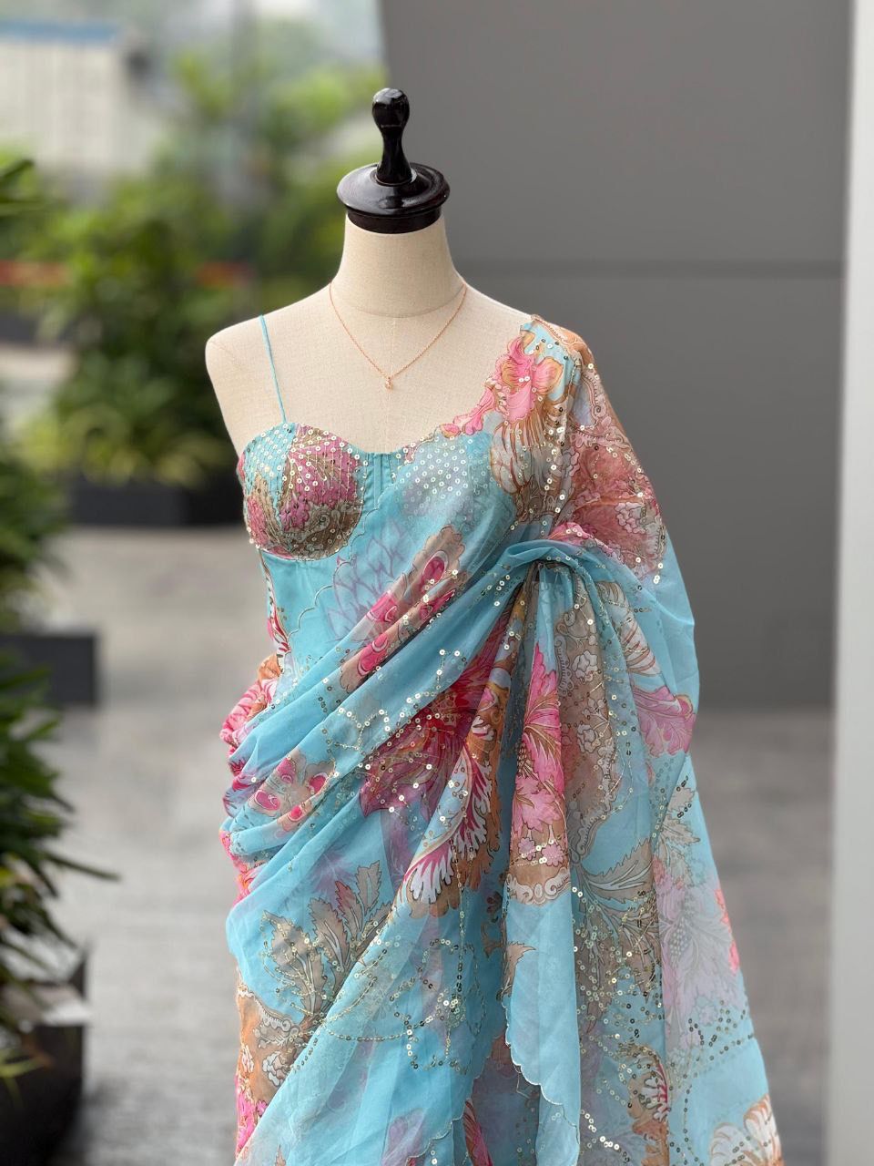 PURE JIMMY ORGANZA DIGITAL PRINTED SAREE WITH SEQUINS WORK