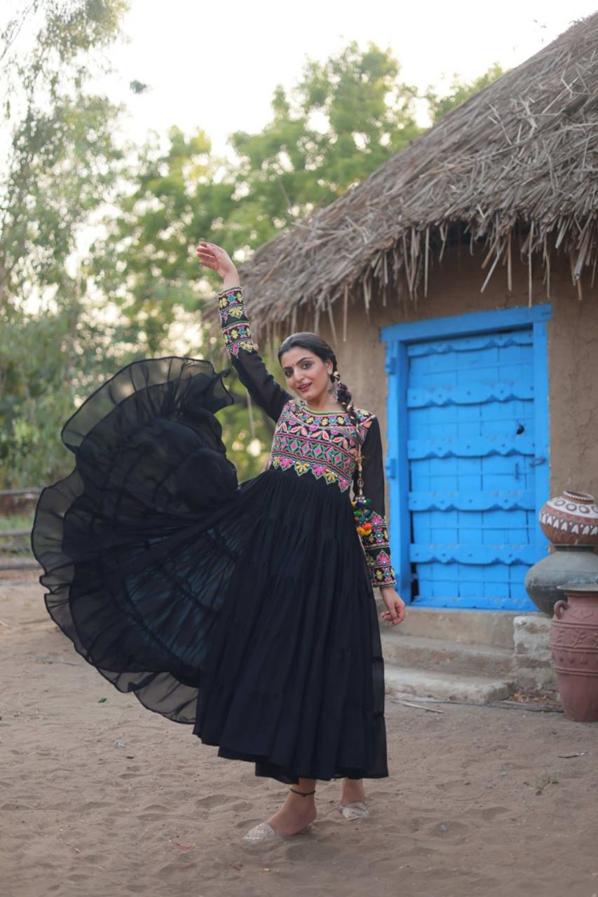 SOPHISTICATED BLACK GOWN INTRICATE KUTCHI GANTHI WORK